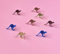 Image 2 of Kangaroo | Studs