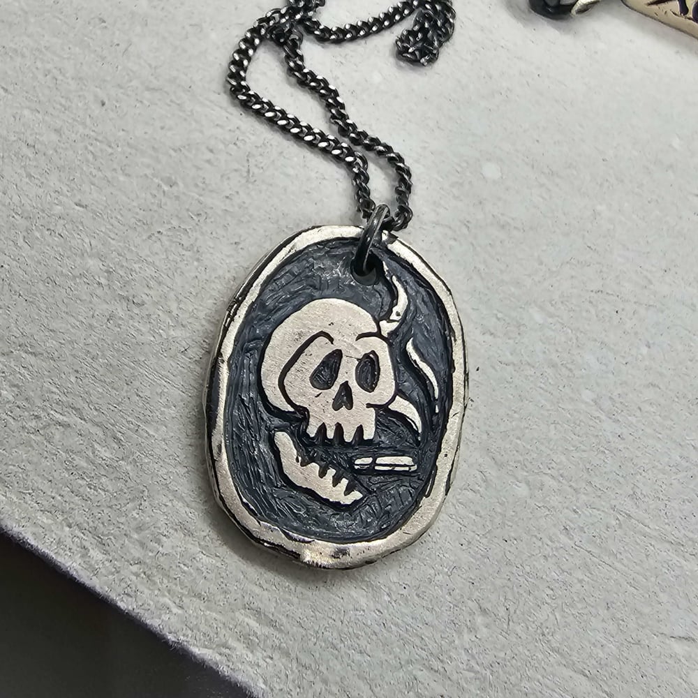 LOST AMIGO SKULL DUGGERY NECKLACE