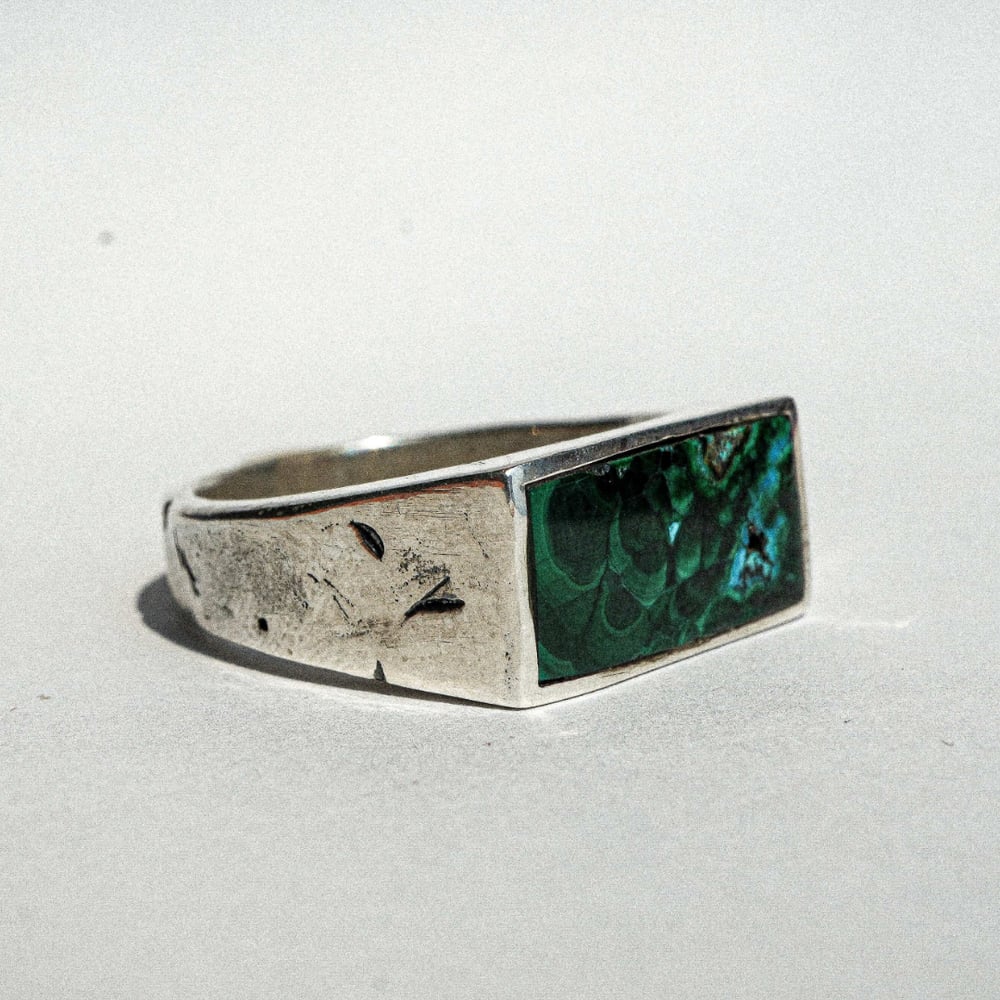 LOST AMIGO MALACHITE SNAKE SIGNET RING - SIZE 13