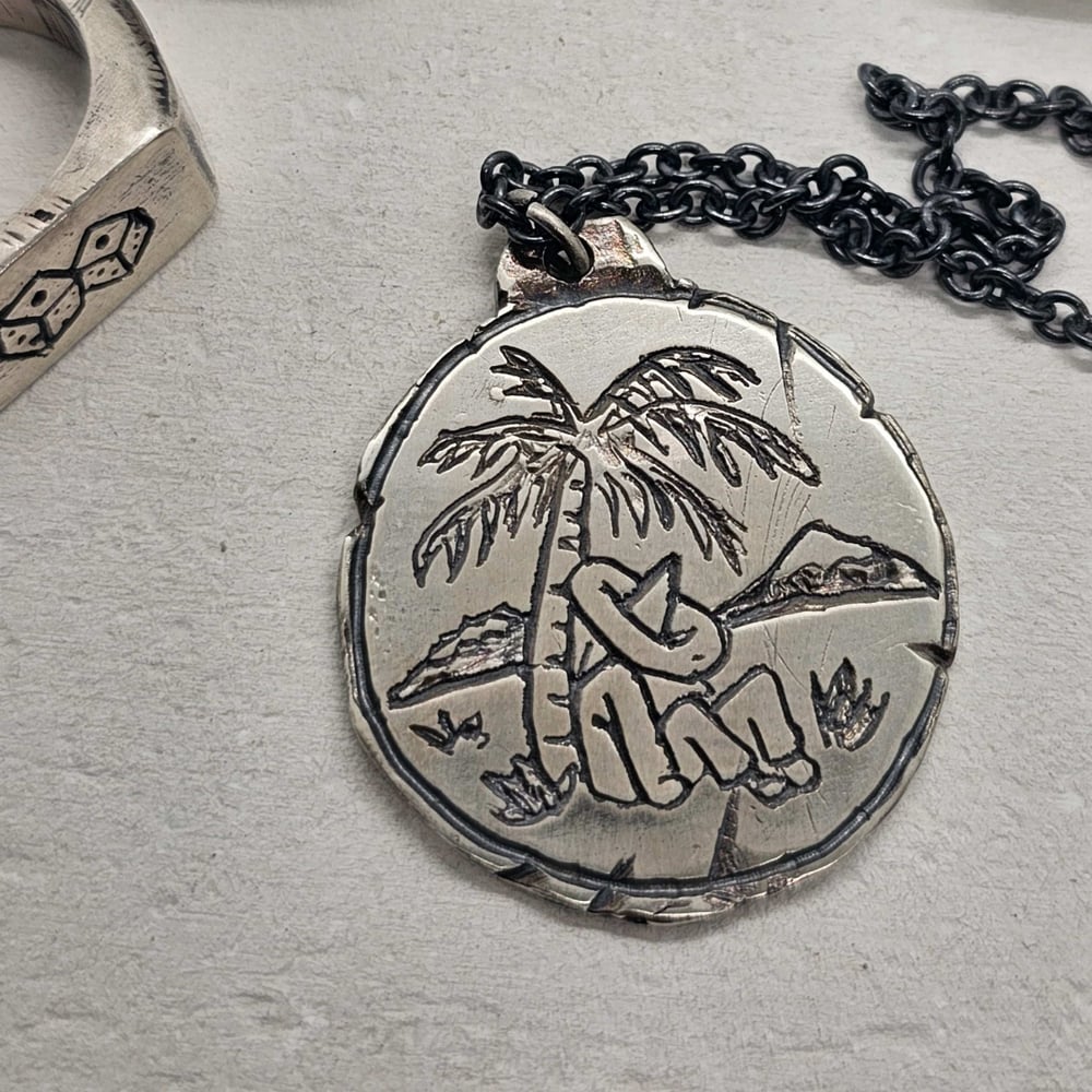  LOST AMIGO PALM DAYS MEDALLION NECKLACE