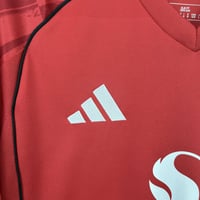 Image 6 of Manchester United 25/26 Home