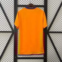 Image 2 of Retro Barcelona Away 06/07