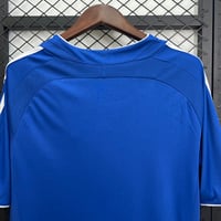 Image 2 of Retro Chelsea Home 06/07 