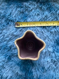 Image 1 of star cup O