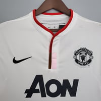 Image 2 of Retro Manchester United 13-14 Away