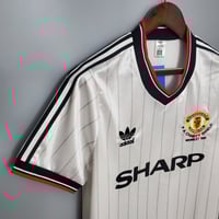 Image 5 of Retro Manchester United 1983 Away