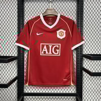 Image 5 of Retro Manchester United Home 06-07