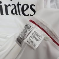 Image 9 of Retro Real Madrid 14-15 Home Long Sleeve