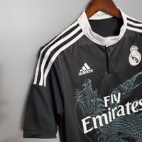 Image 6 of Retro Real Madrid 14-15 Third Away