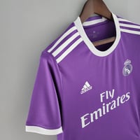 Image 4 of Retro Real Madrid 17-18 Away 