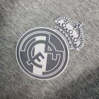 Image 3 of Retro Real Madrid Away 15-16