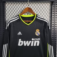 Image 5 of Retro Real Madrid Away Long Sleeve 10-11