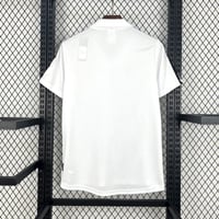 Image 2 of Retro Real Madrid Home 01-02