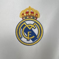 Image 3 of Retro Real Madrid Home 03-04