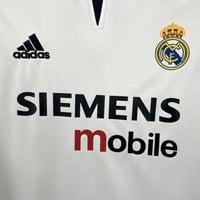 Image 7 of Retro Real Madrid Home 03-04