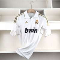 Image 1 of Retro Real Madrid Home 11-12