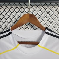 Image 4 of Retro Real Madrid Home Long Sleeve 09-10