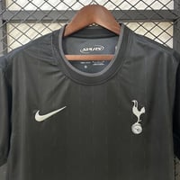 Image 5 of Tottenham 25-26 Away