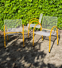 Image 3 of Suite de 4 fauteuils EMU métal perforé bicolore