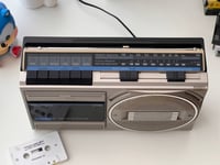 Image 2 of Magnavox D7410 1980s - Beige - Serviced - New Gears and Belts