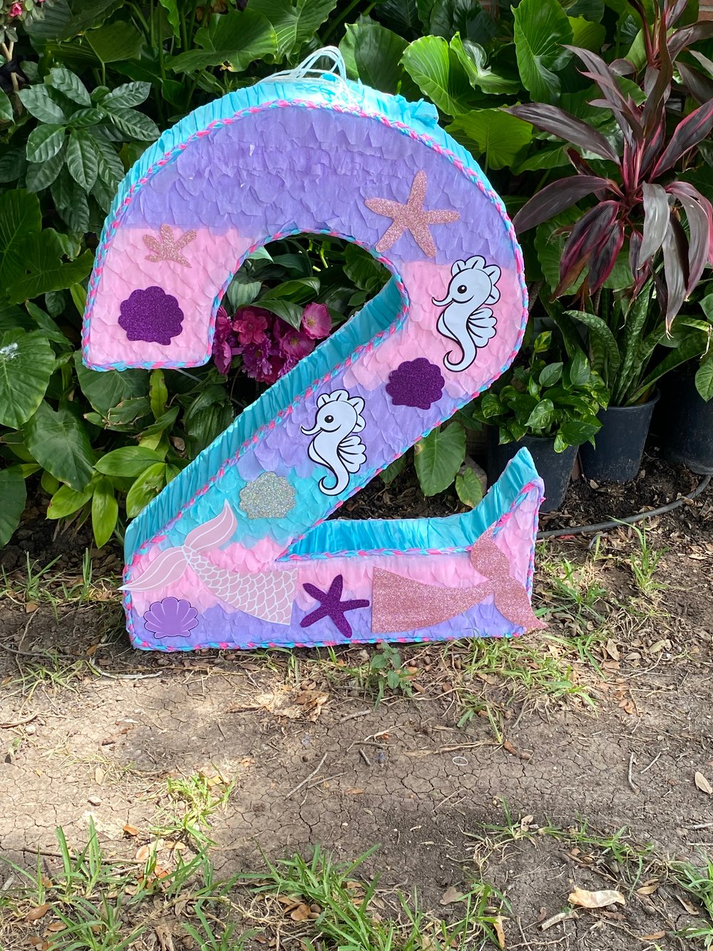 Image of Mermaid number 2 Piñata