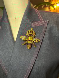 Image 7 of “Queen Bee” Brooch