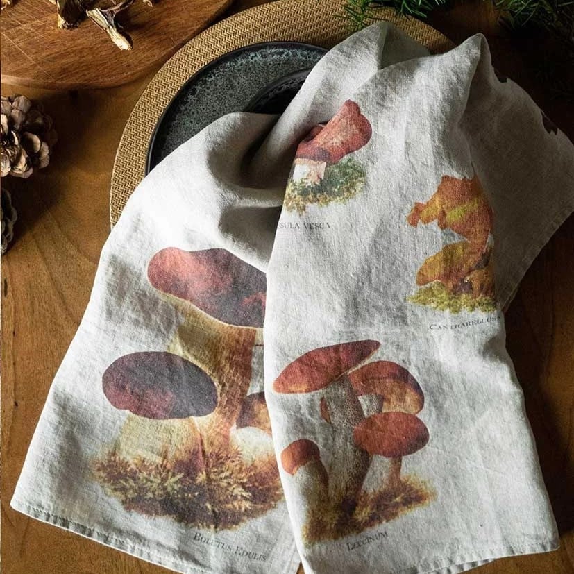 Image of Torchon En Lin Theme: Bolets ou Amanite ou planche champignon