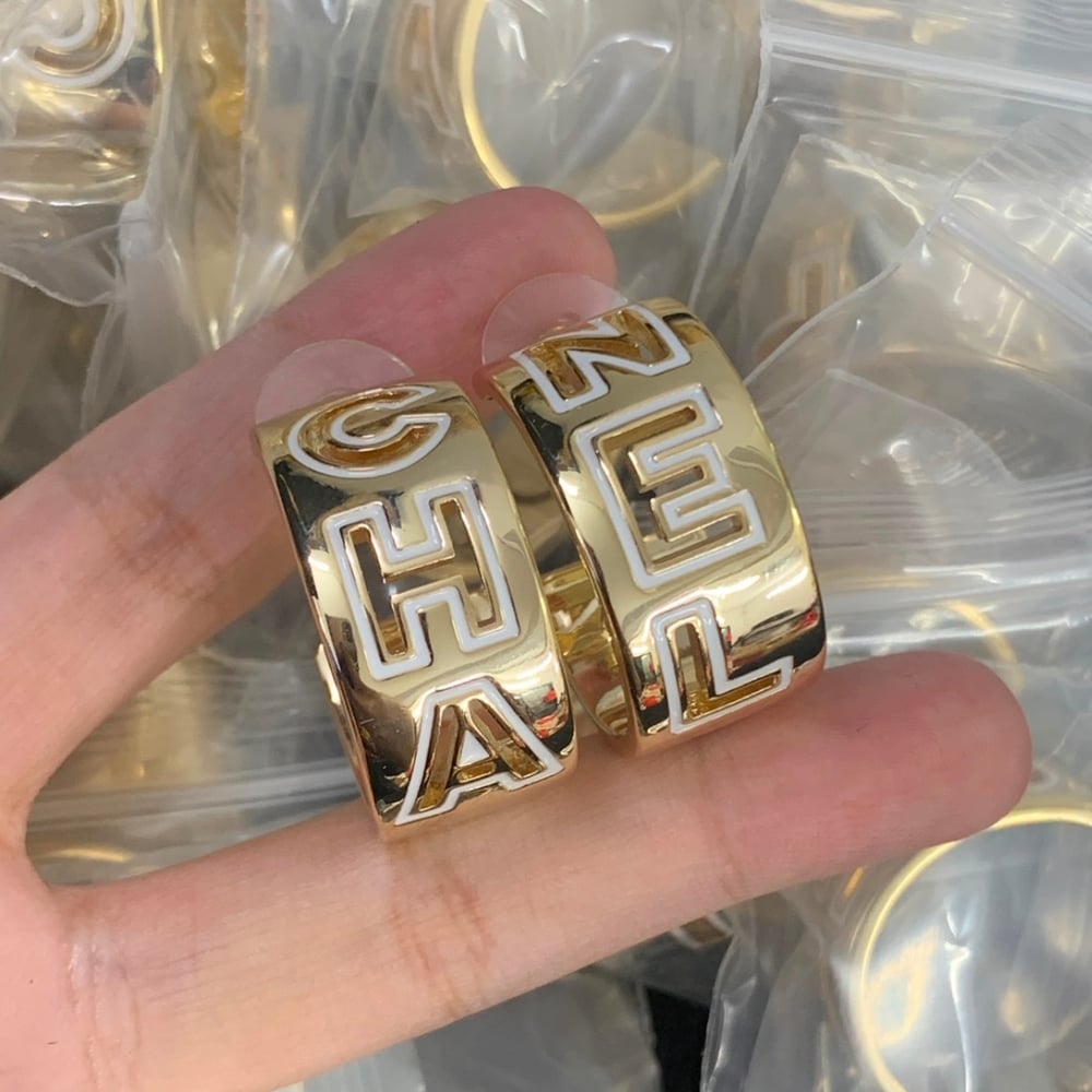 Image of CHANEL JLO EARRINGS 