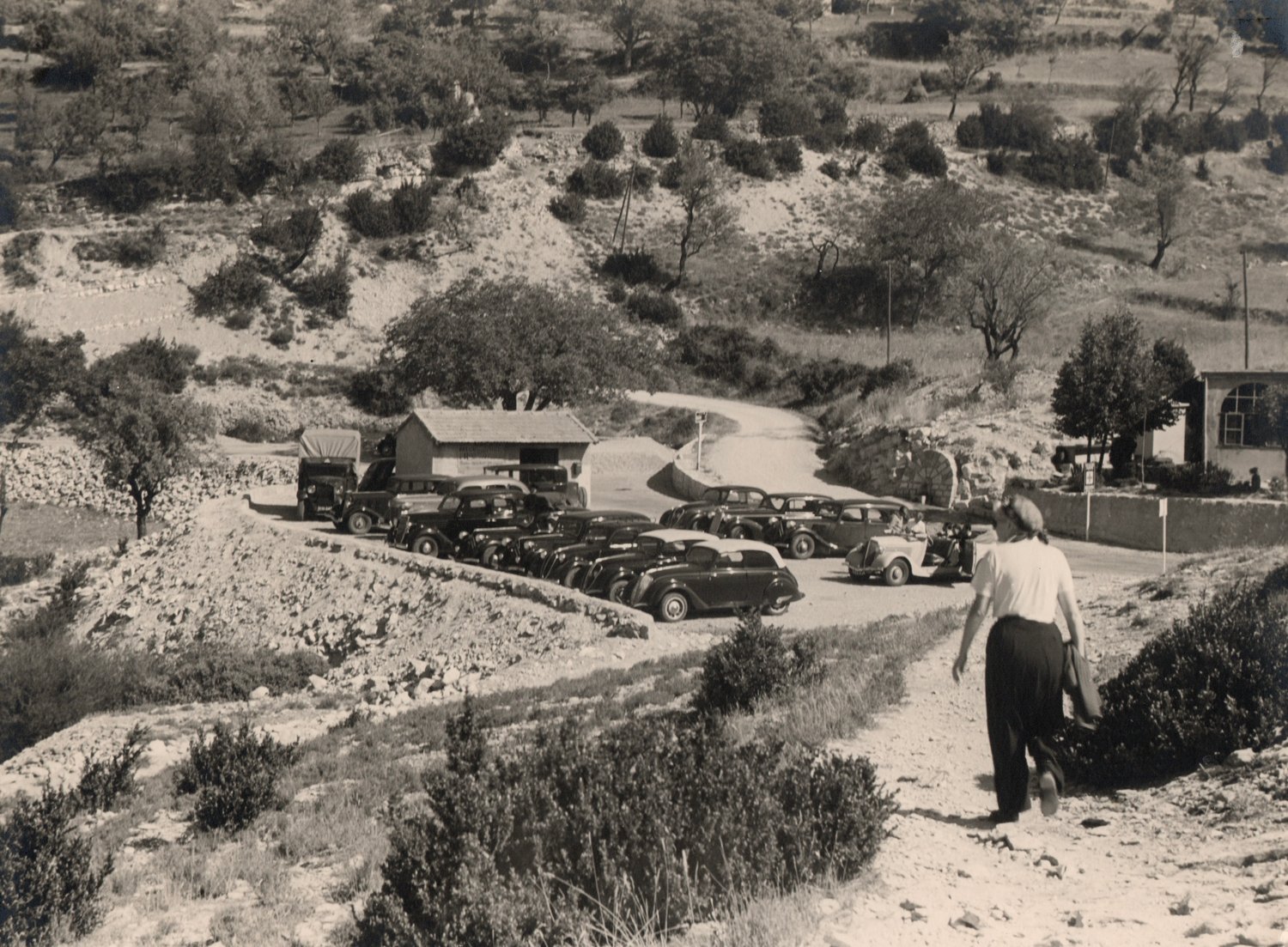 Image of Unknown: walk through the dunes, Germany ca. 1930s