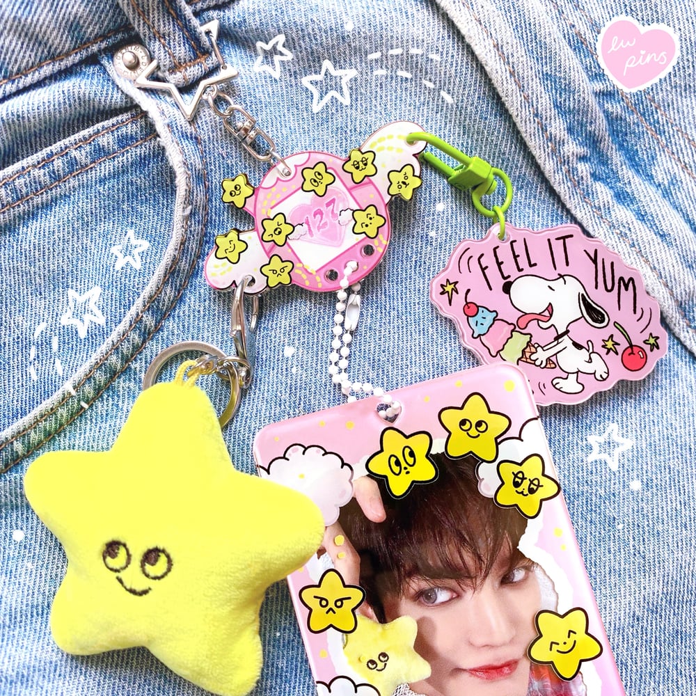 127 Tamagotchi Star Keychain Holder