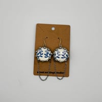 Floral Plate And Chain Dangles (#1076)