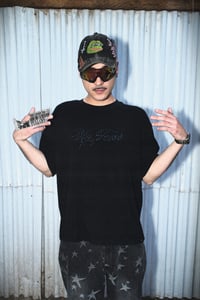 004BYW \\ BLACK + BLUE