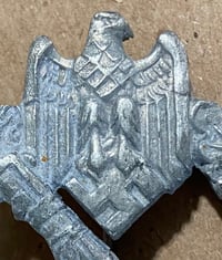 Image 2 of WW2 (Nazi Germany) Infantry Assault Badge in Silver