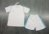 Image 2 of Kids Retro Real Madrid 17-18 Home