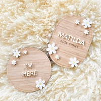 Image 1 of Daisy Announcement Plaques