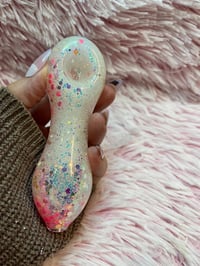 Image 14 of Cool Heart Freezable Glitter Pipe
