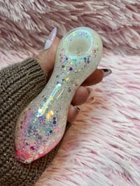 Image 15 of Cool Heart Freezable Glitter Pipe