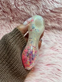 Image 16 of Cool Heart Freezable Glitter Pipe