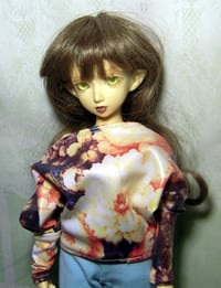 Image 2 of Handmade vintage floral print batwing top for MINIFEE, slim 1/4 bjd doll