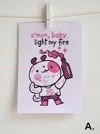 Image 1 of Light my fire - Grabado Artesanal (rosa)