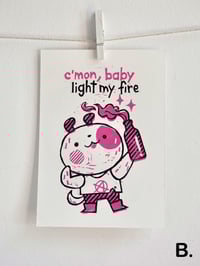 Image 2 of Light my fire - Grabado Artesanal (rosa)