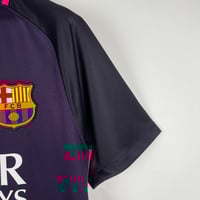 Image 3 of Retro FC Barcelona 16-17 Away