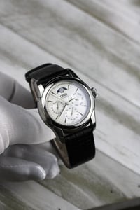 Image 1 of 2001 Oris Artelier 7554 Triple Calendar Moon Phase - Excellent Condition - Serviced - With Box