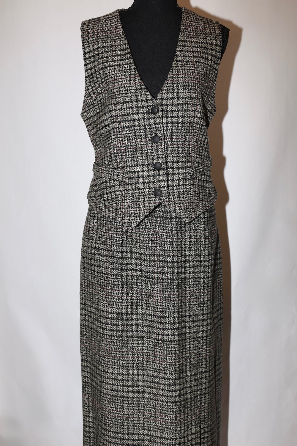Image of Vintage Vest/Skirt Set - Size Medium
