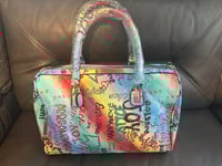 Image 1 of Graffiti large speedy
