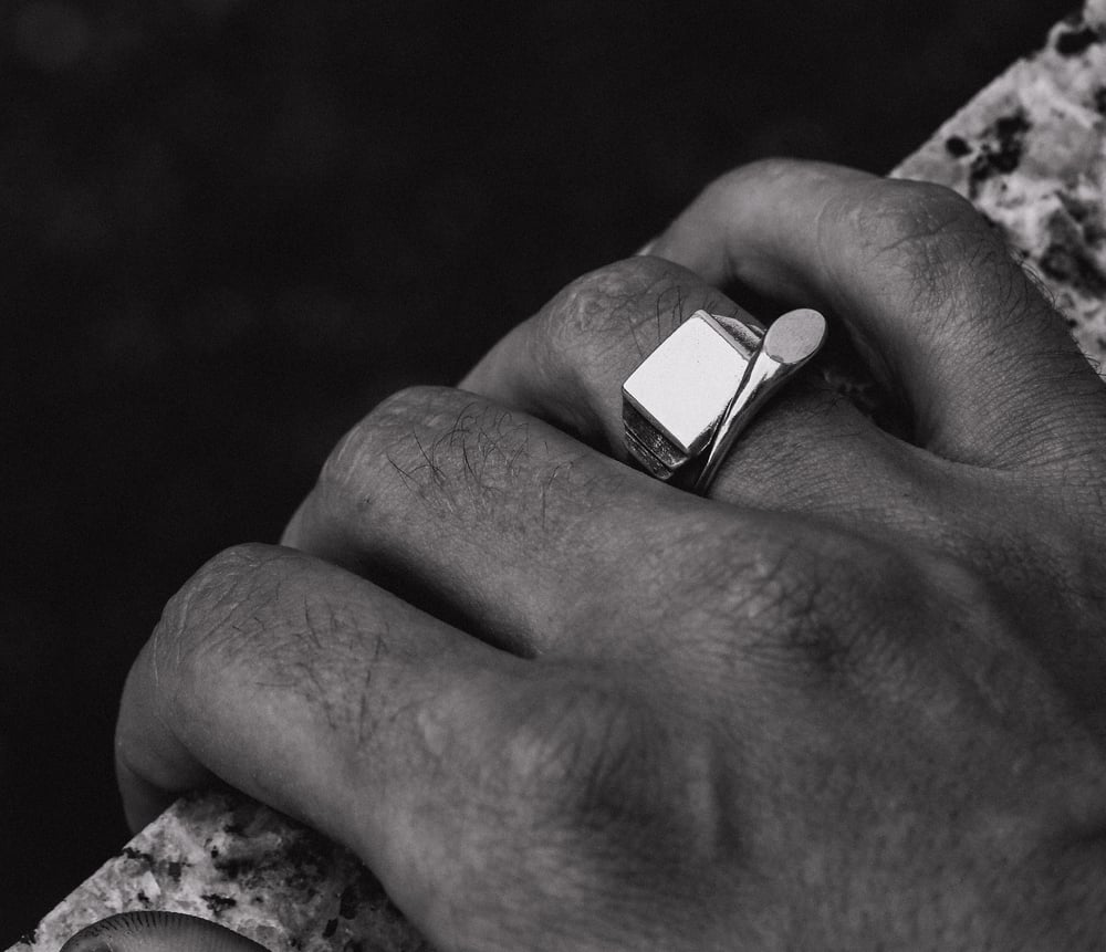 Image of Double Signet 