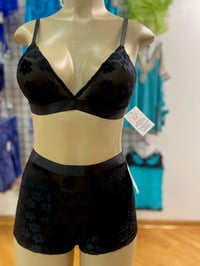 Image 3 of 2 Piece bralette & boyshorts set