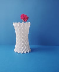 Image 3 of Del papel al objeto. Un taller de Darío Zeruto. Reserva tu plaza por