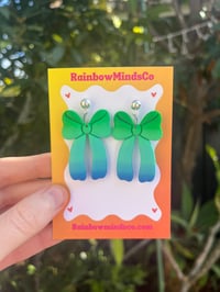 Aurora bow earrings 