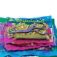 Image 5 of Sari Fabric Elements 'Edith' - Flower Show Collection